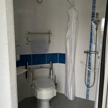 Et - Les Buissonnets *