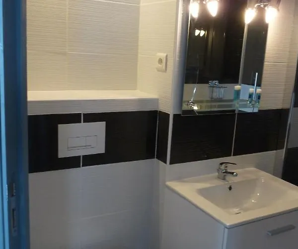 Et - Les Buissonnets *