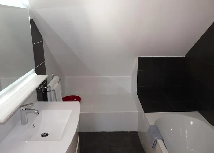 Et - Les Buissonnets *